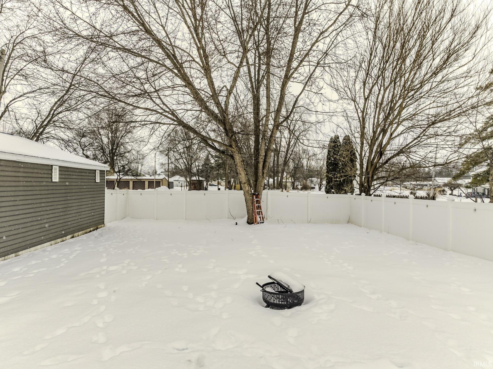 216 E Cedar Street