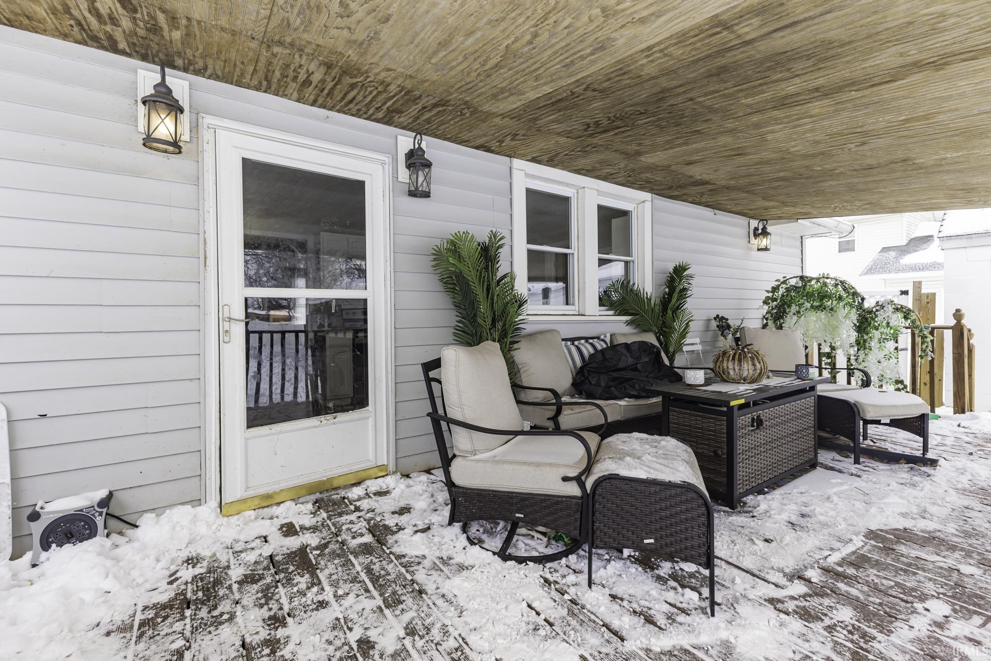 216 E Cedar Street