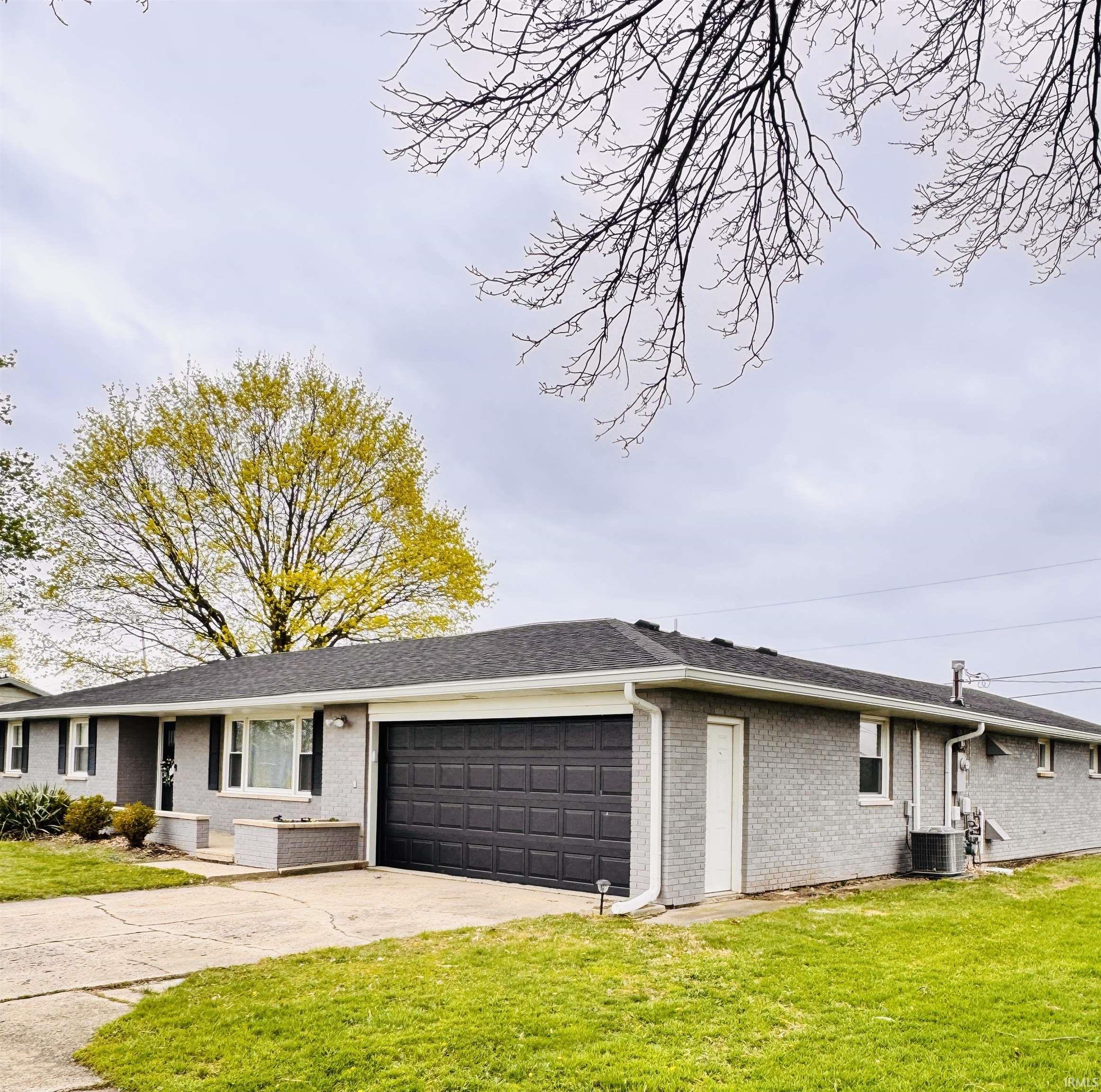 8901 N STATE ROAD 3