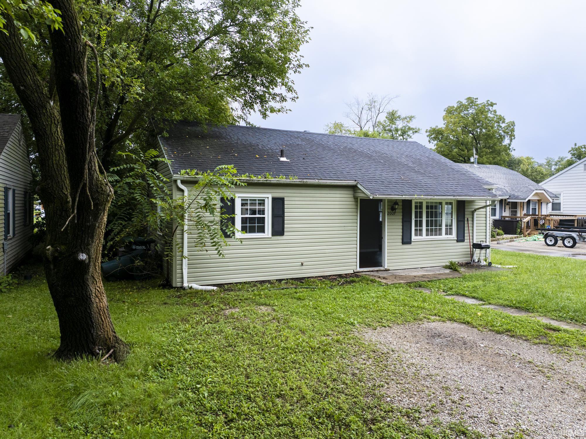 2009 N Milton Street