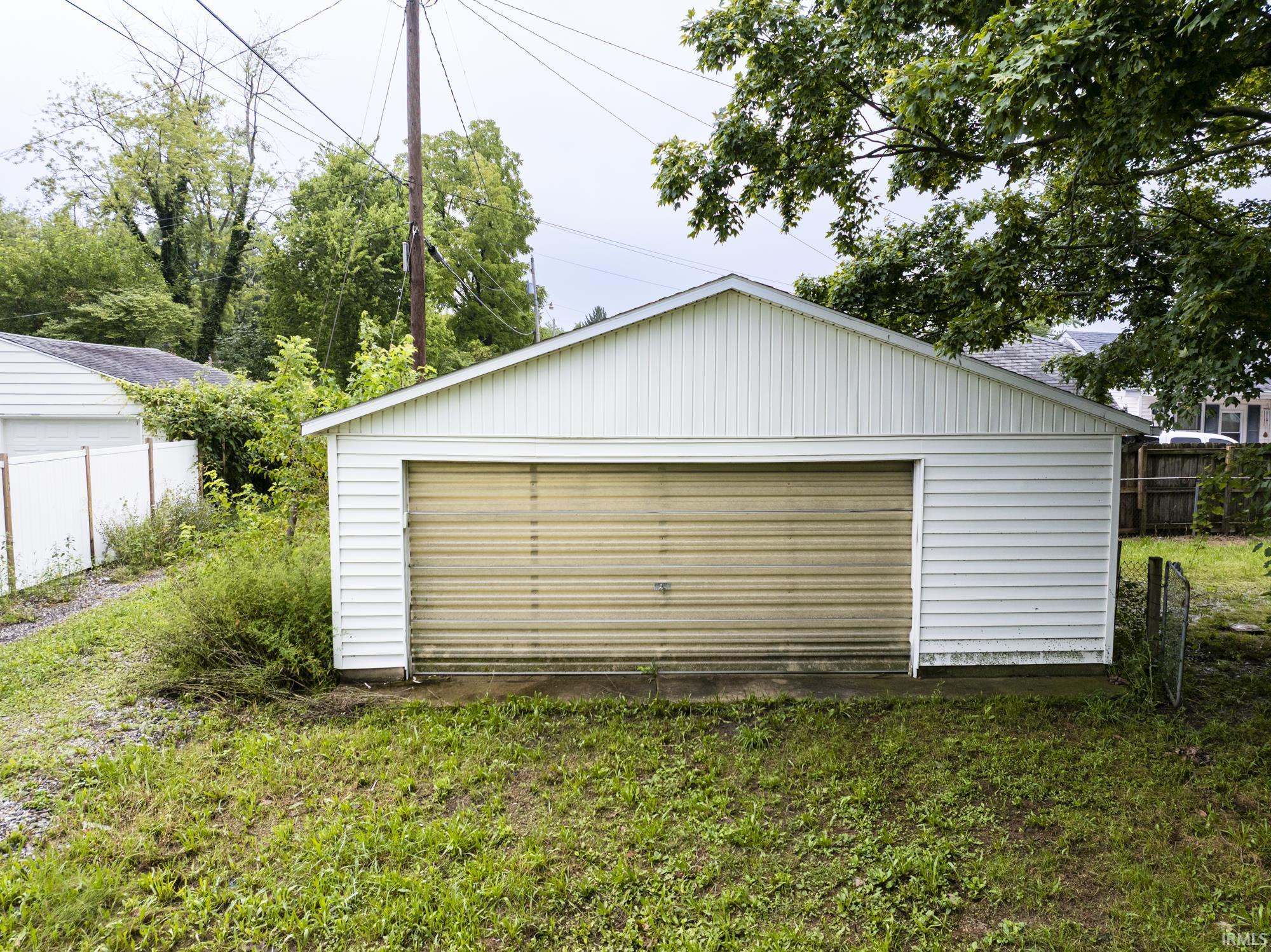 2009 N Milton Street