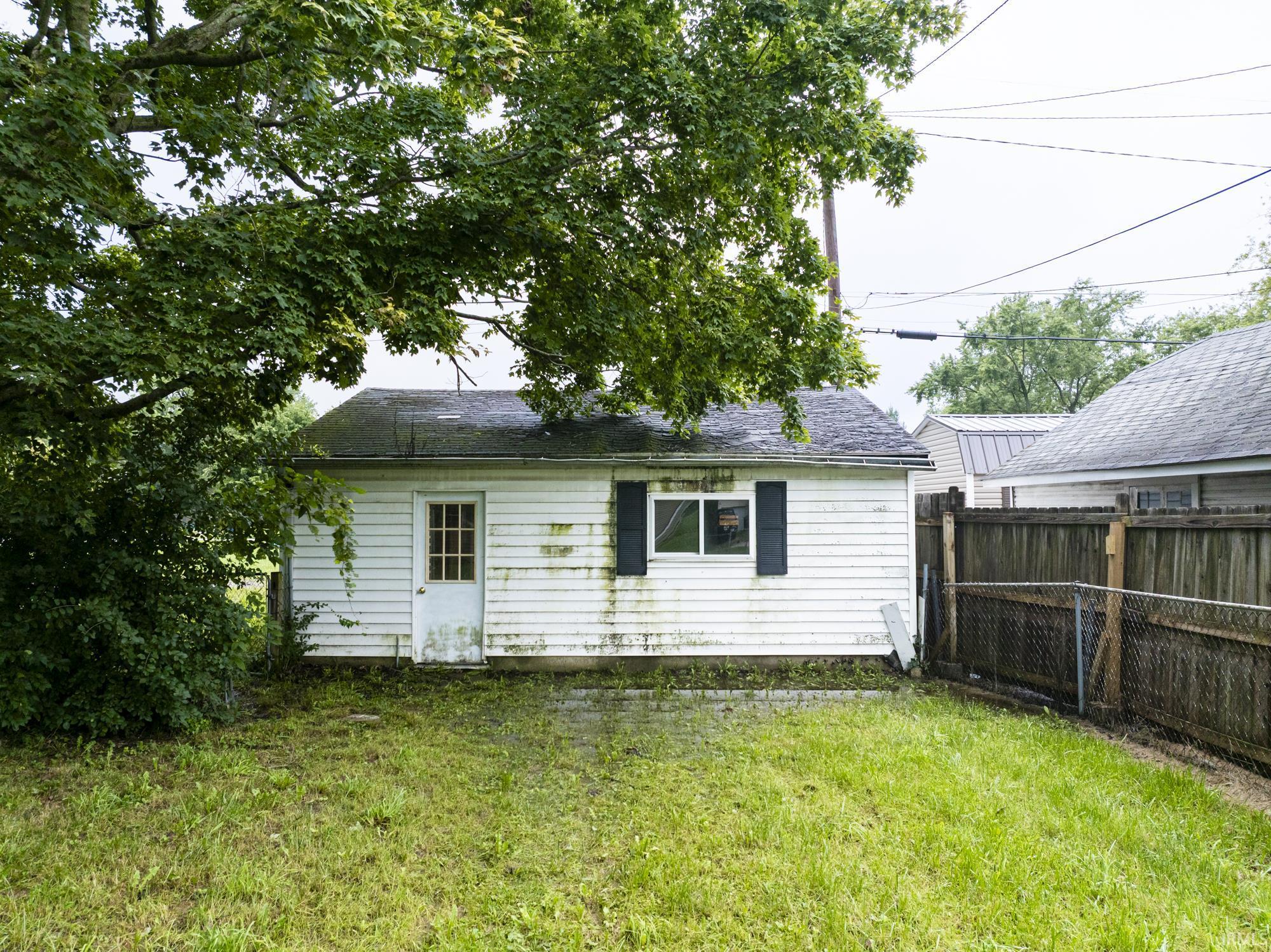 2009 N Milton Street