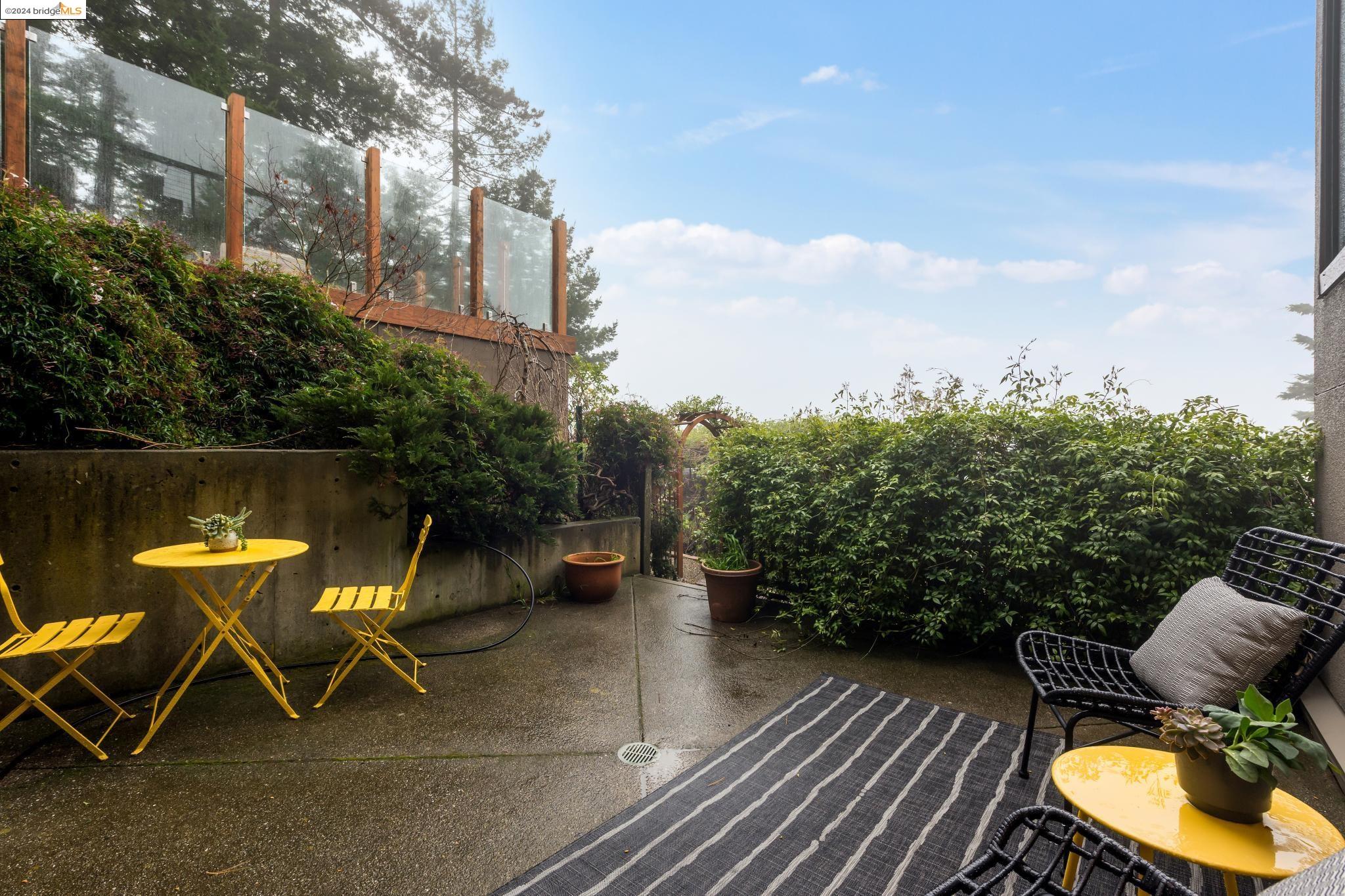 5871 Skyline Boulevard