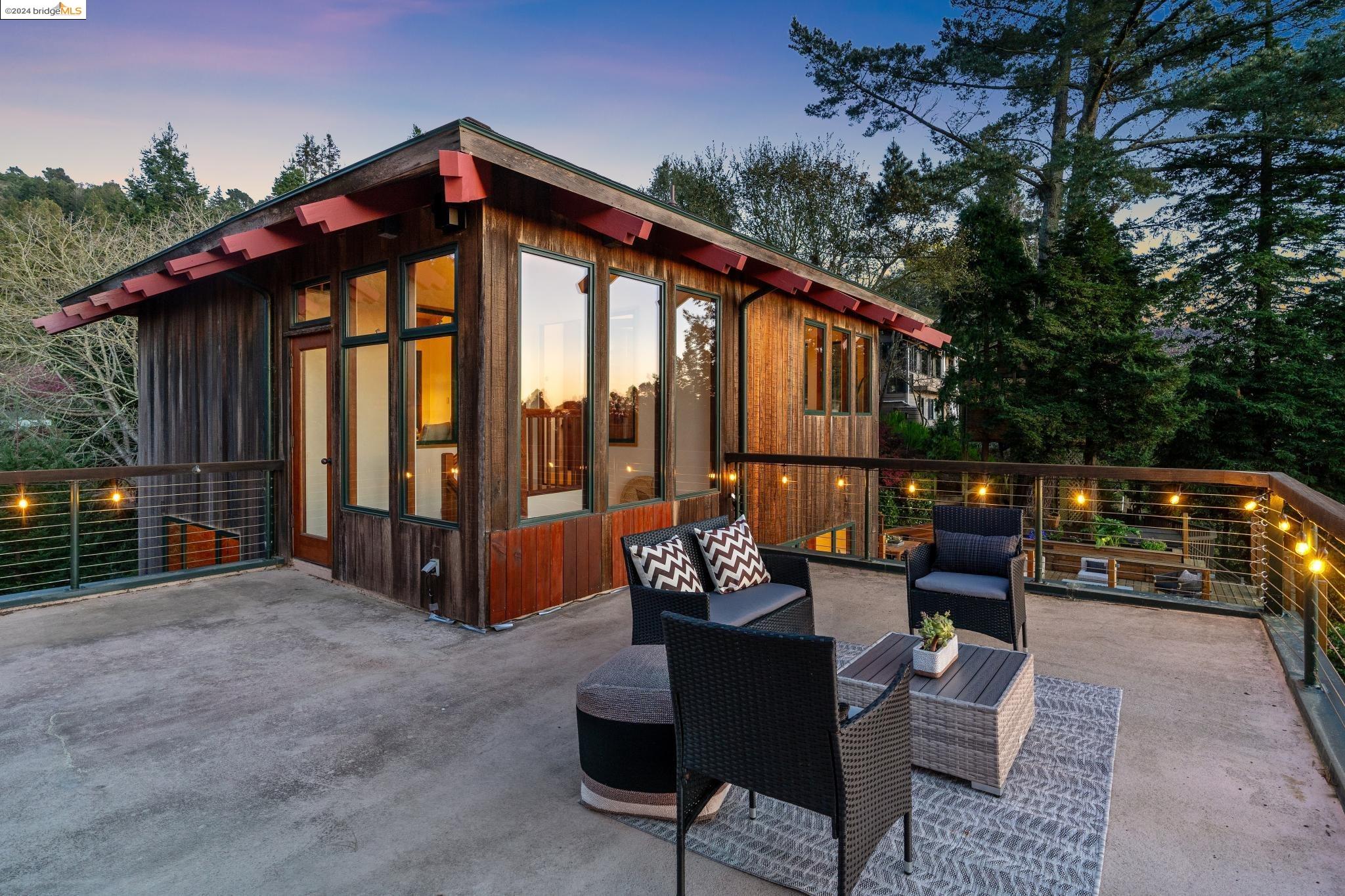 5871 Skyline Boulevard
