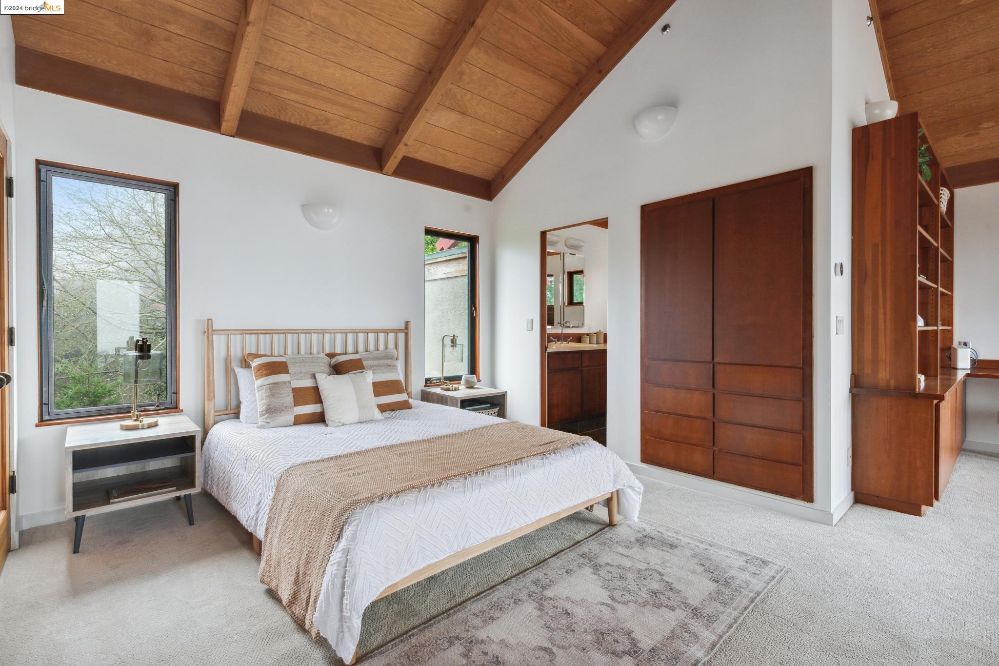 5871 Skyline Boulevard