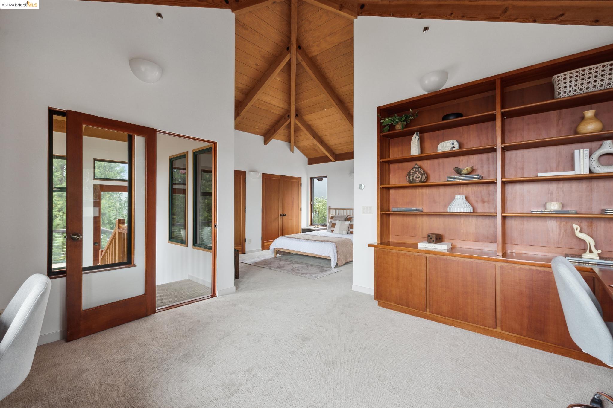 5871 Skyline Boulevard