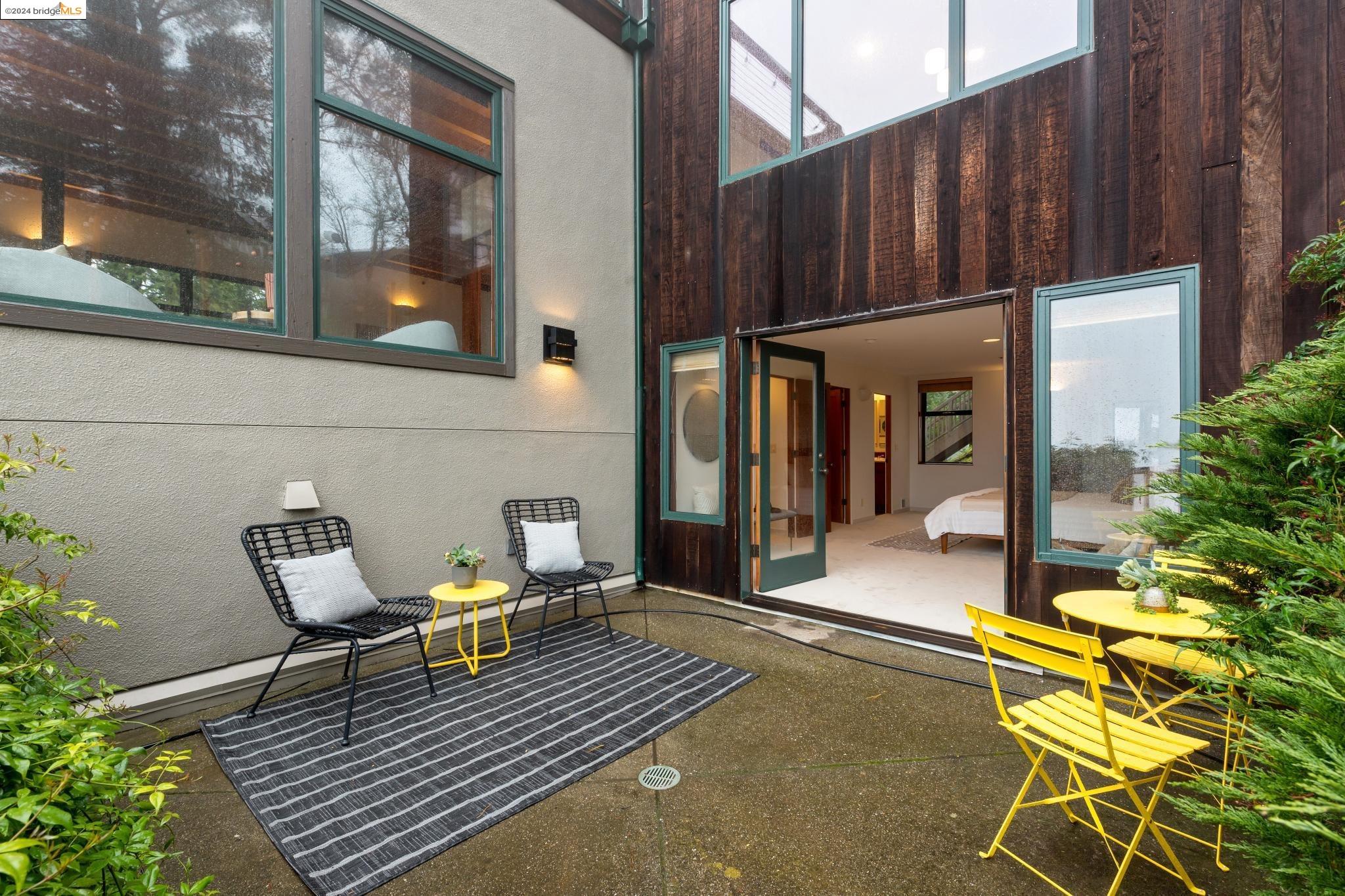 5871 Skyline Boulevard