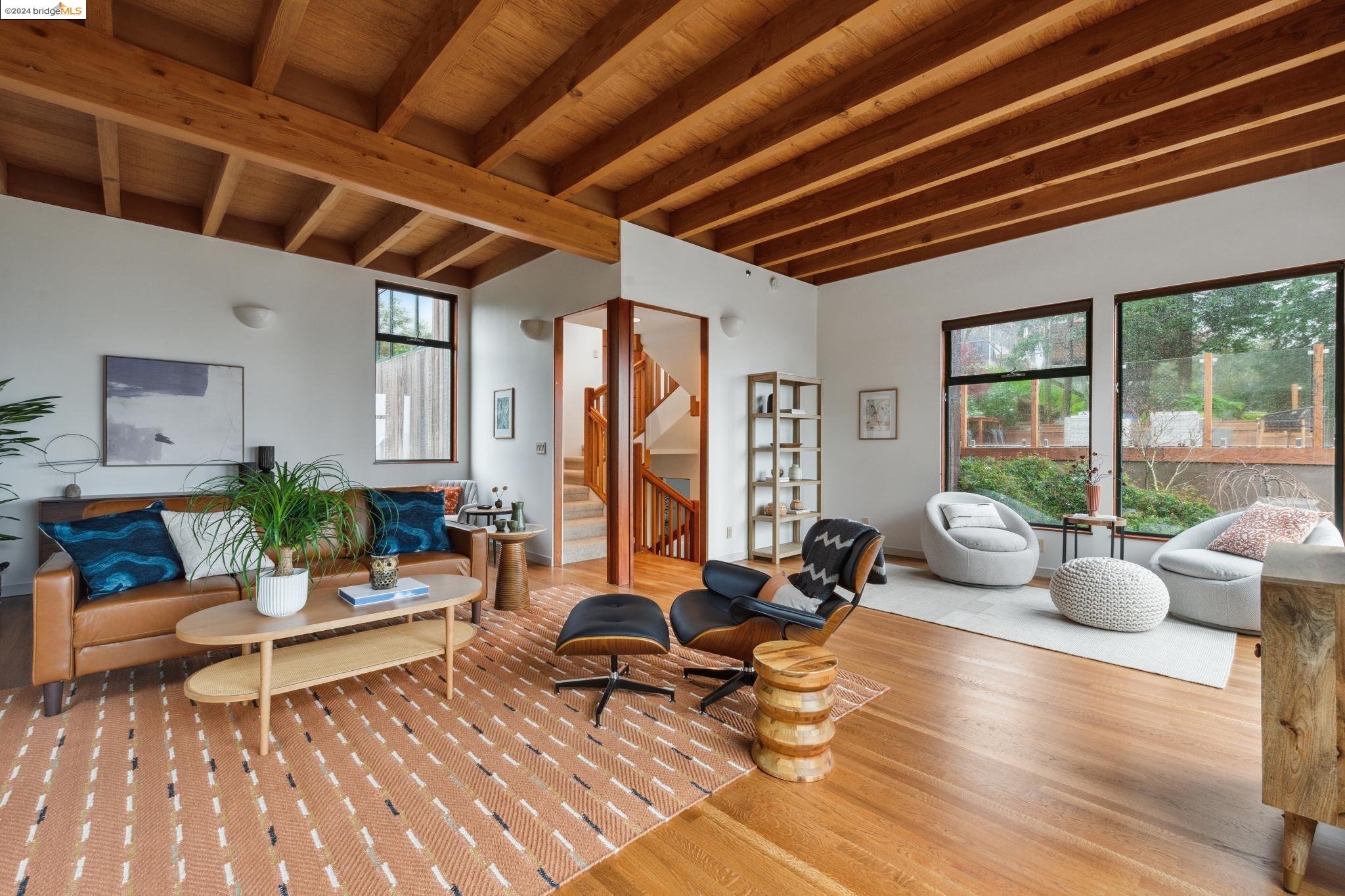 5871 Skyline Boulevard