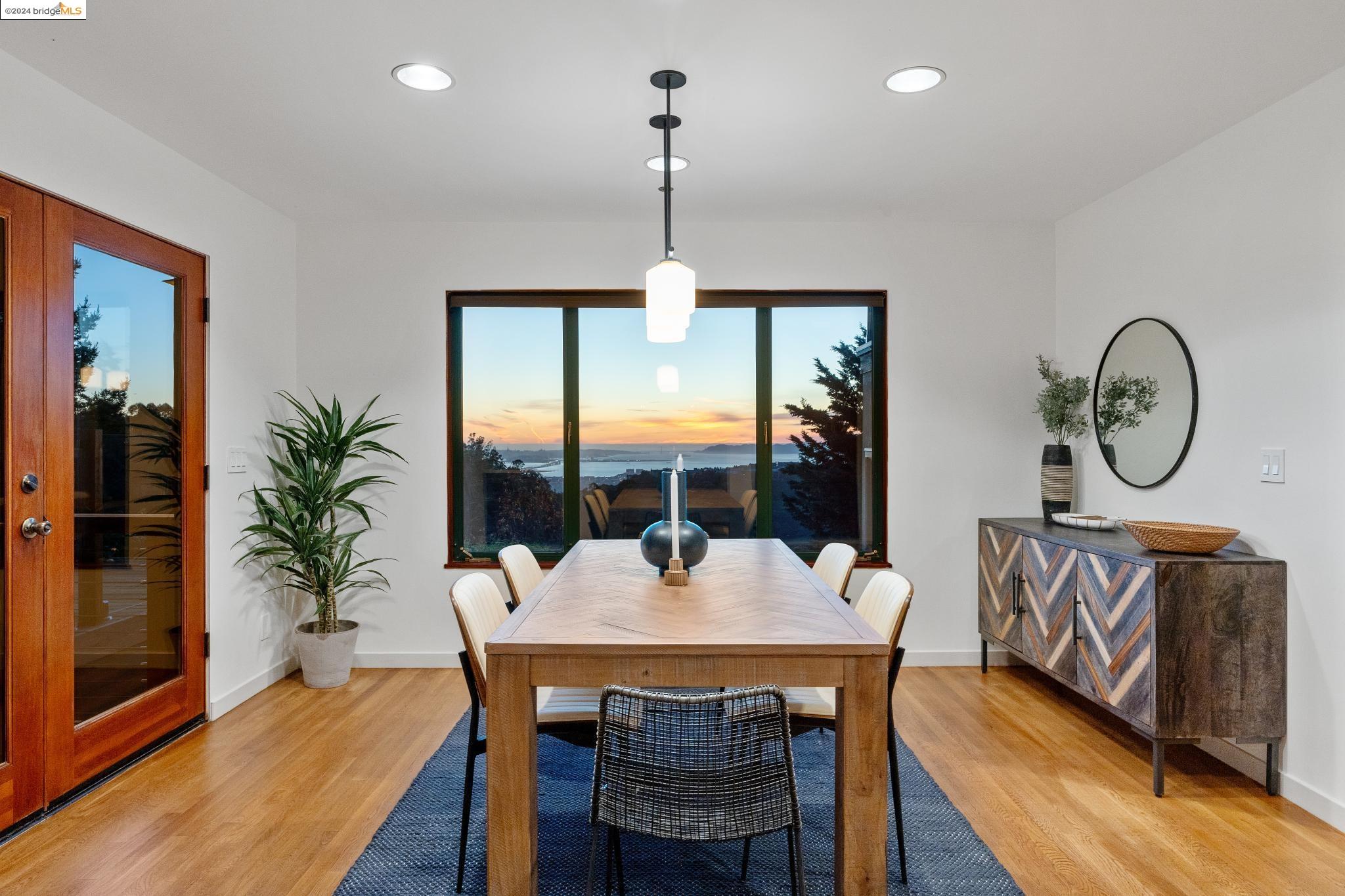 5871 Skyline Boulevard