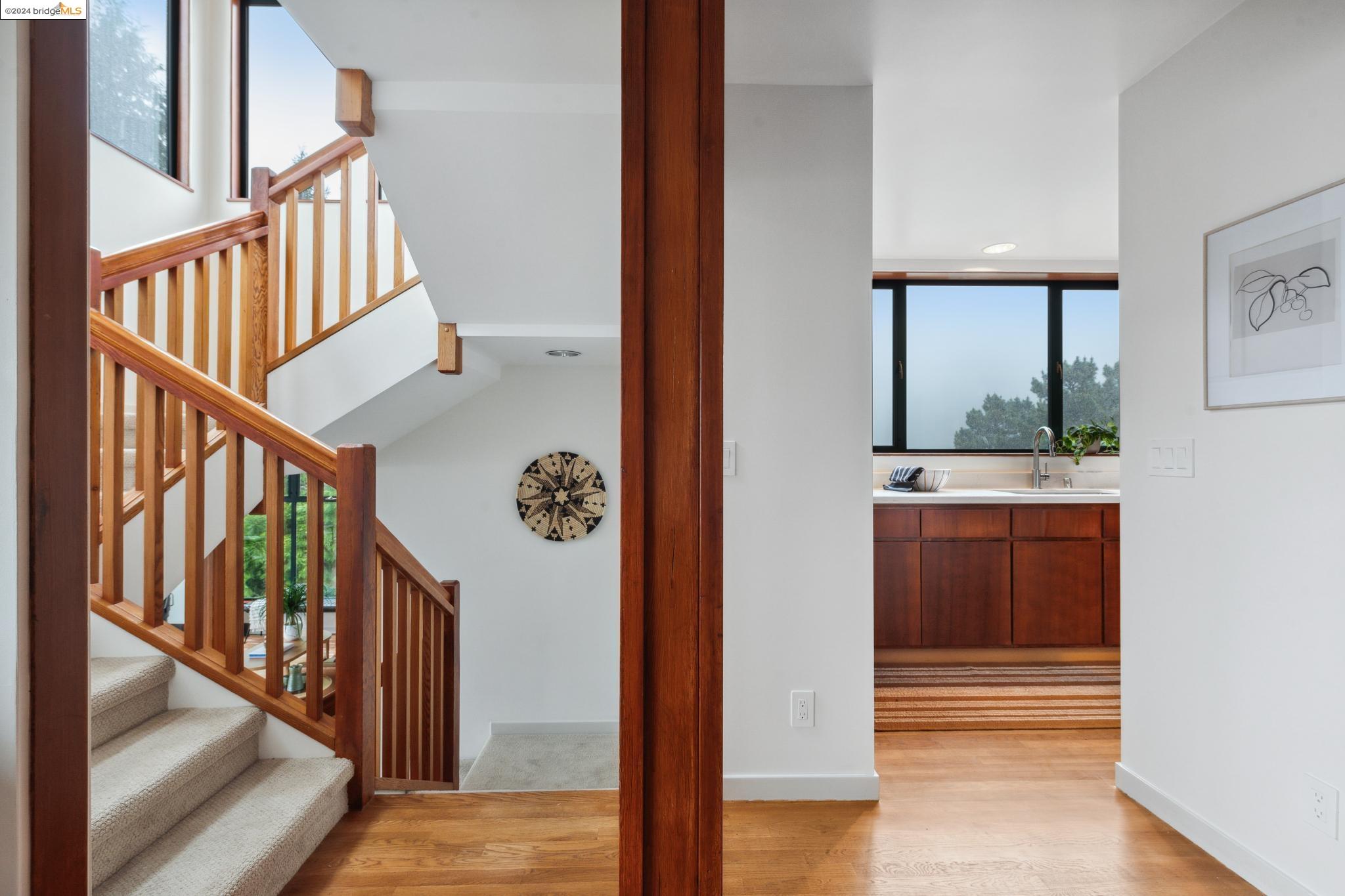 5871 Skyline Boulevard