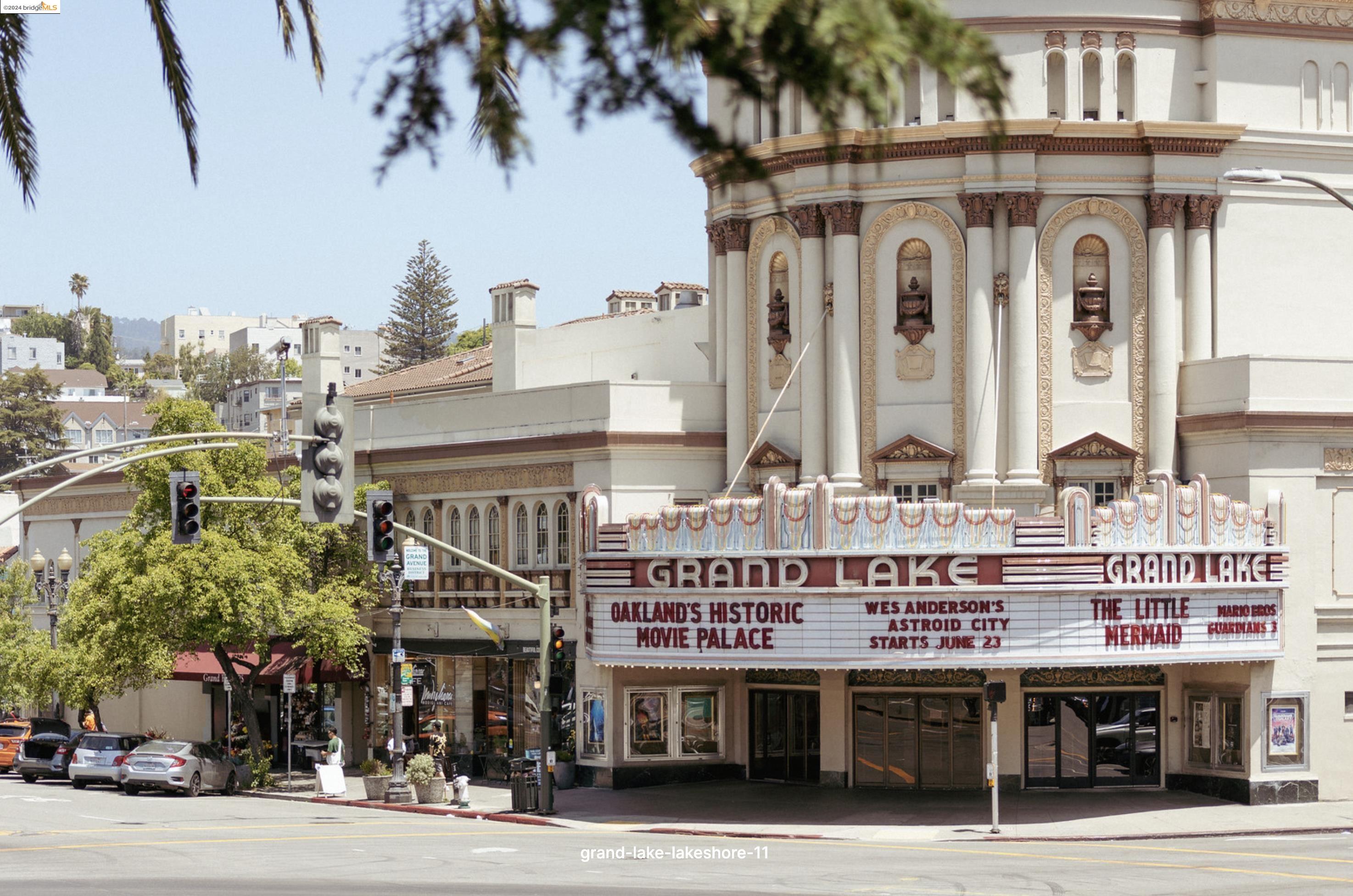 339 Santa Clara Avenue