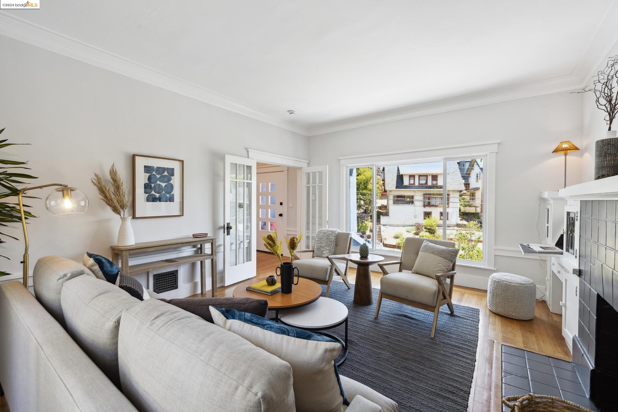 339 Santa Clara Avenue