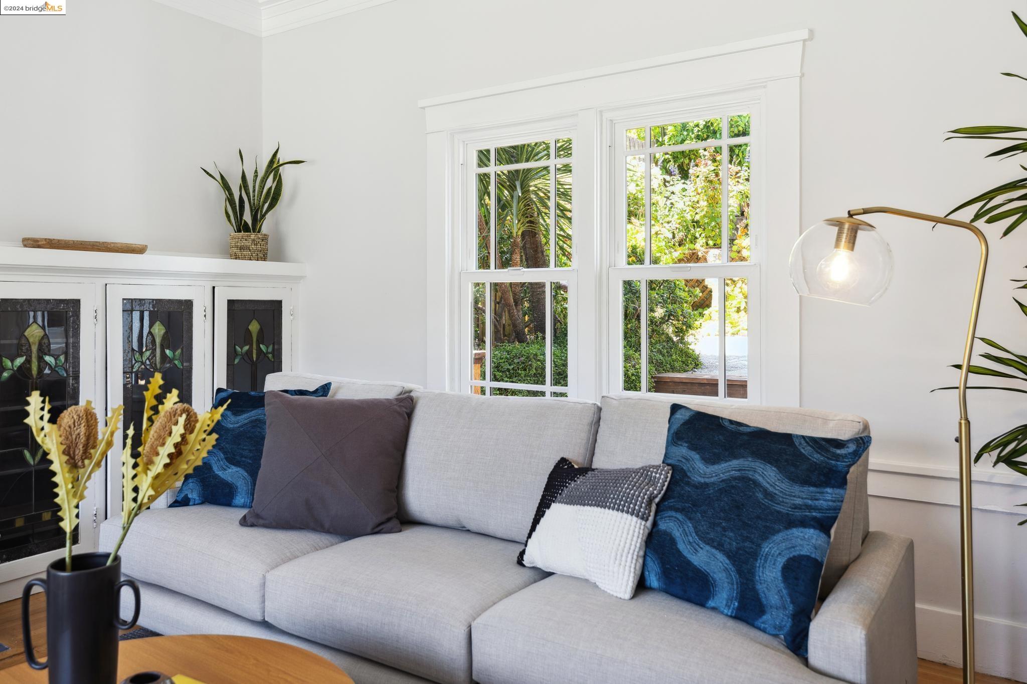 339 Santa Clara Avenue