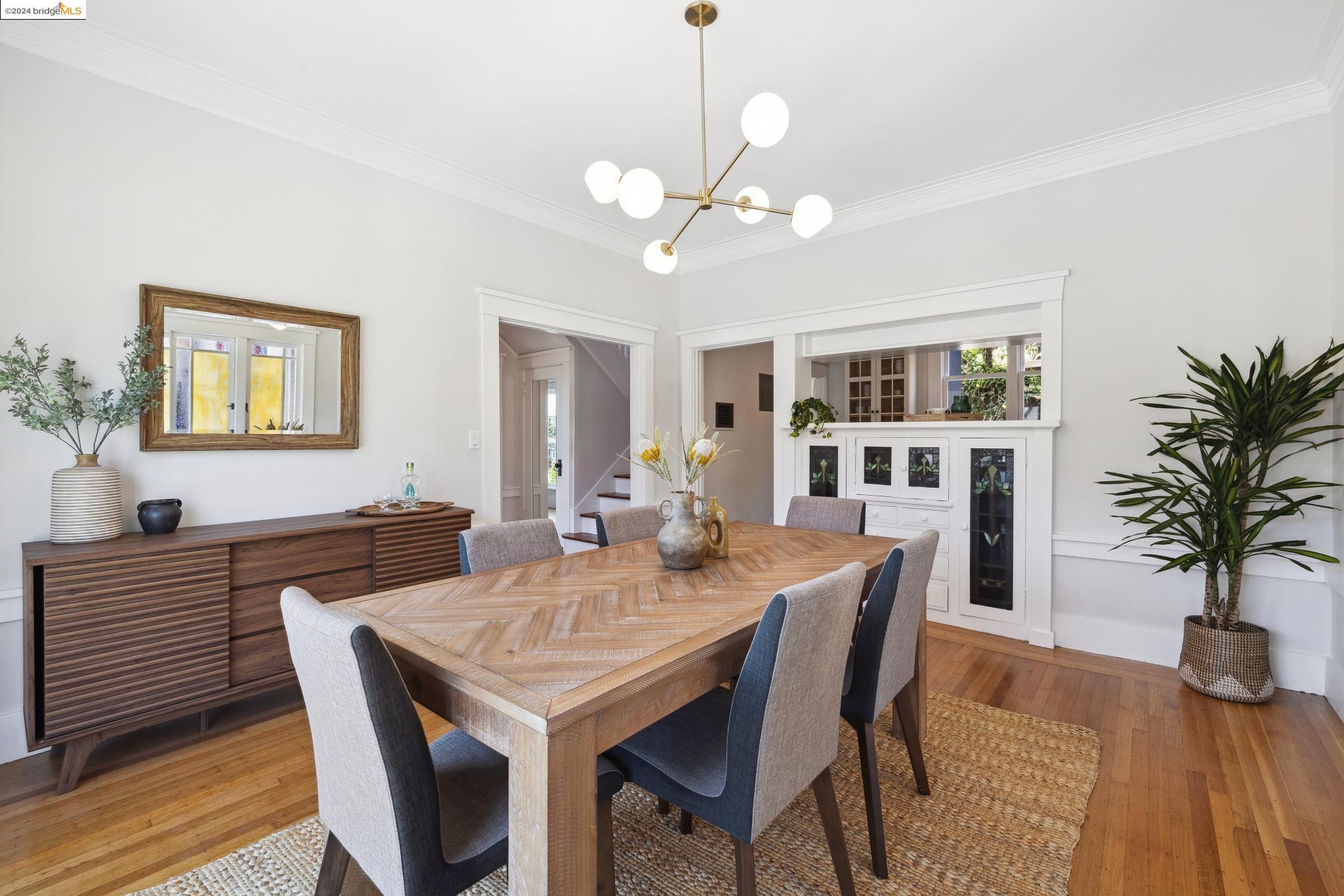 339 Santa Clara Avenue