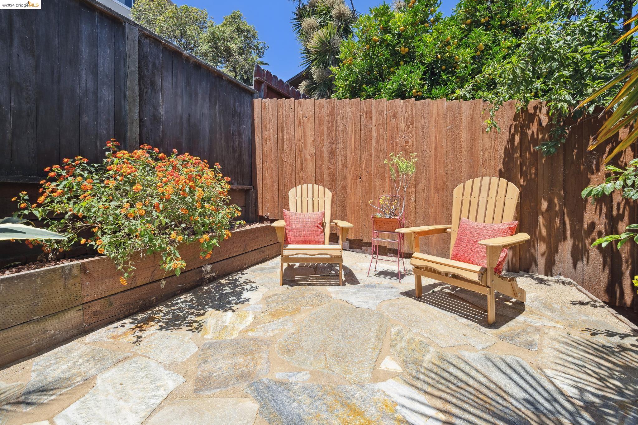 339 Santa Clara Avenue