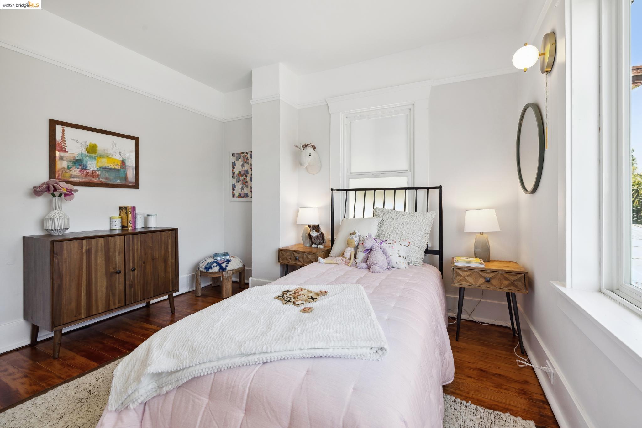 339 Santa Clara Avenue