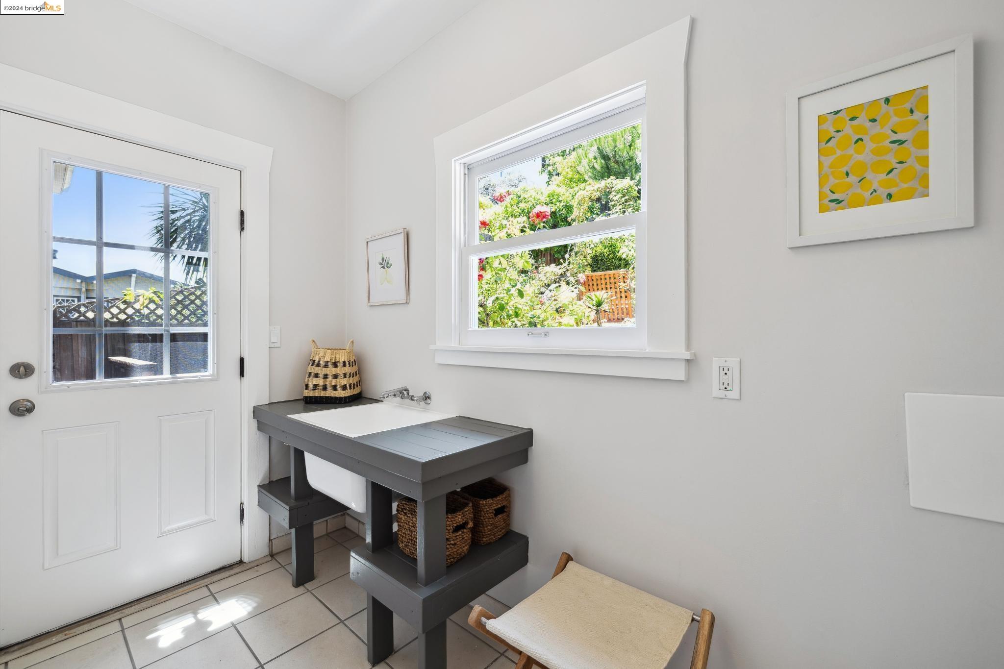 339 Santa Clara Avenue