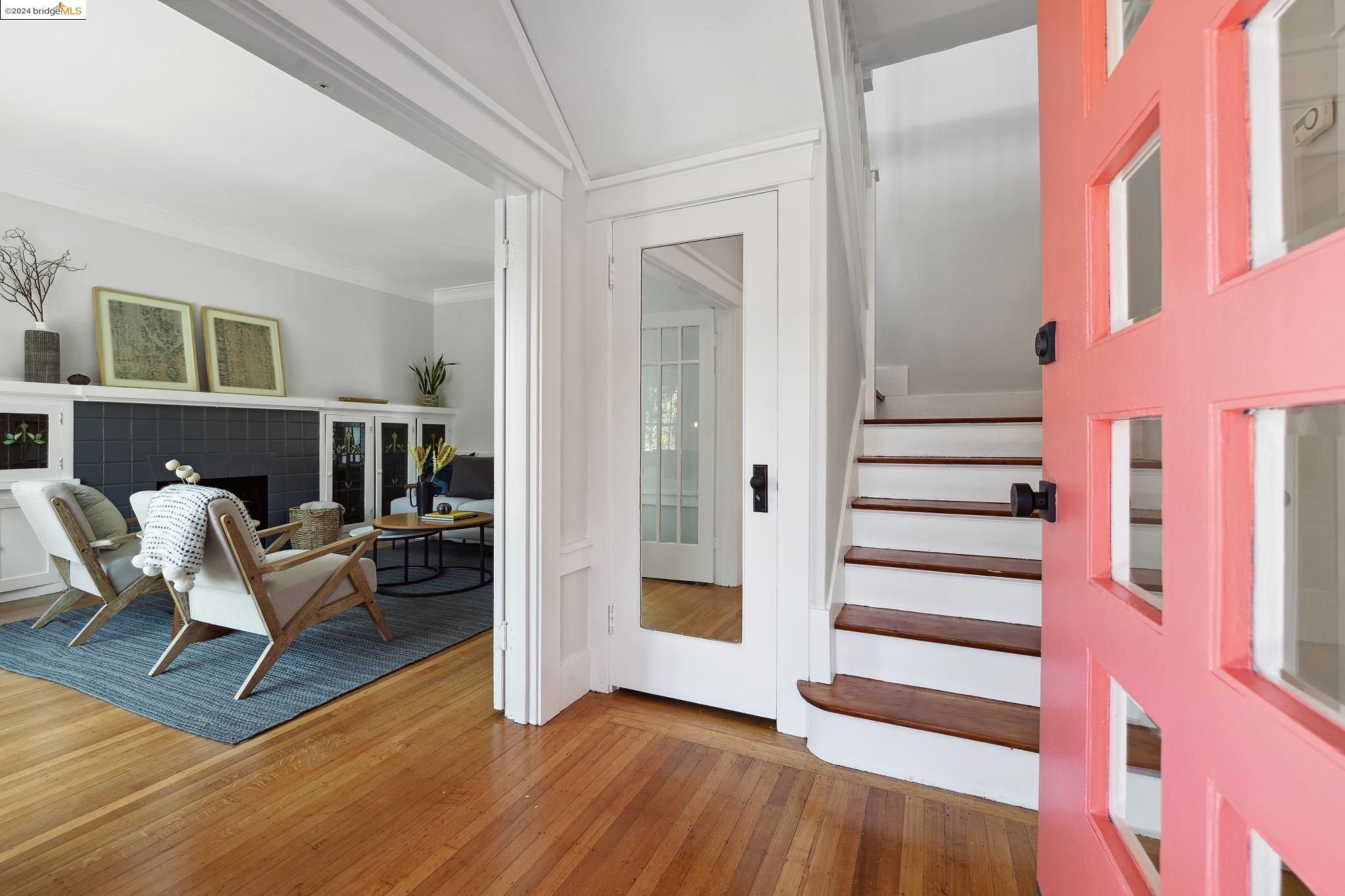 339 Santa Clara Avenue