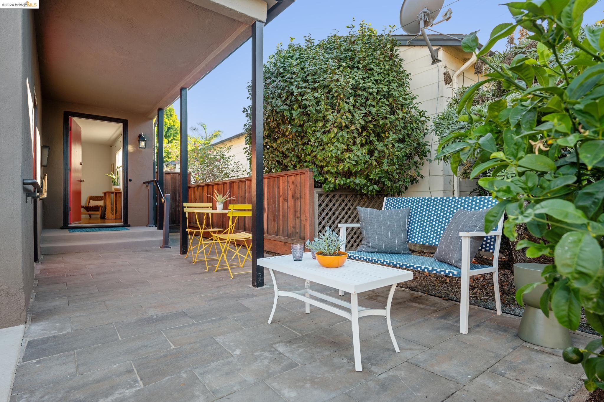 2620 San Mateo Street