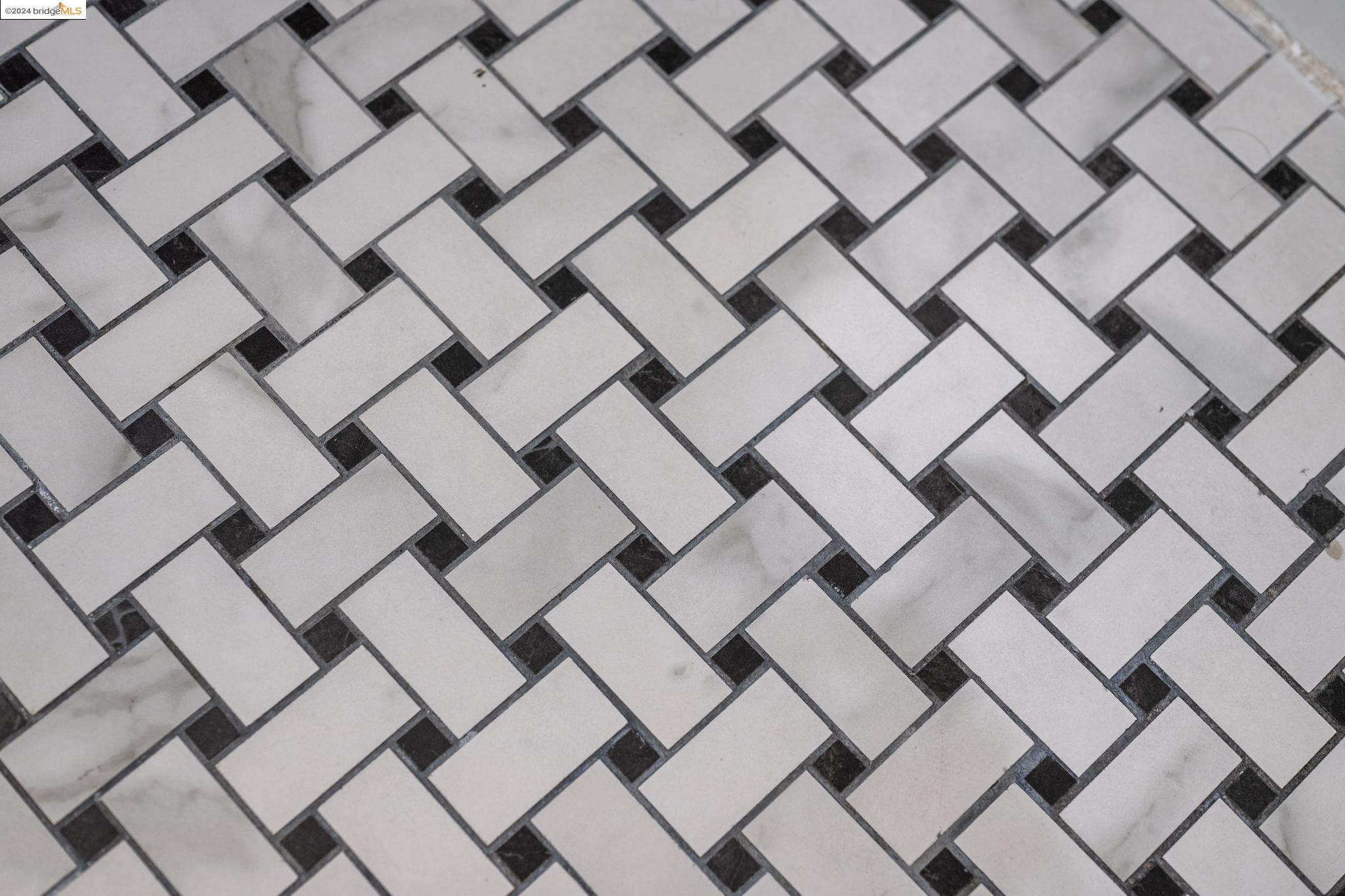 2620 San Mateo Street