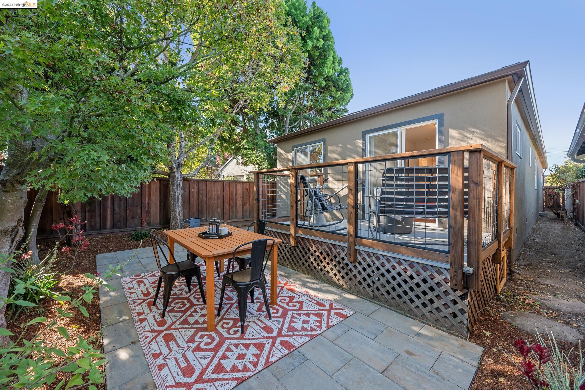 2620 San Mateo Street