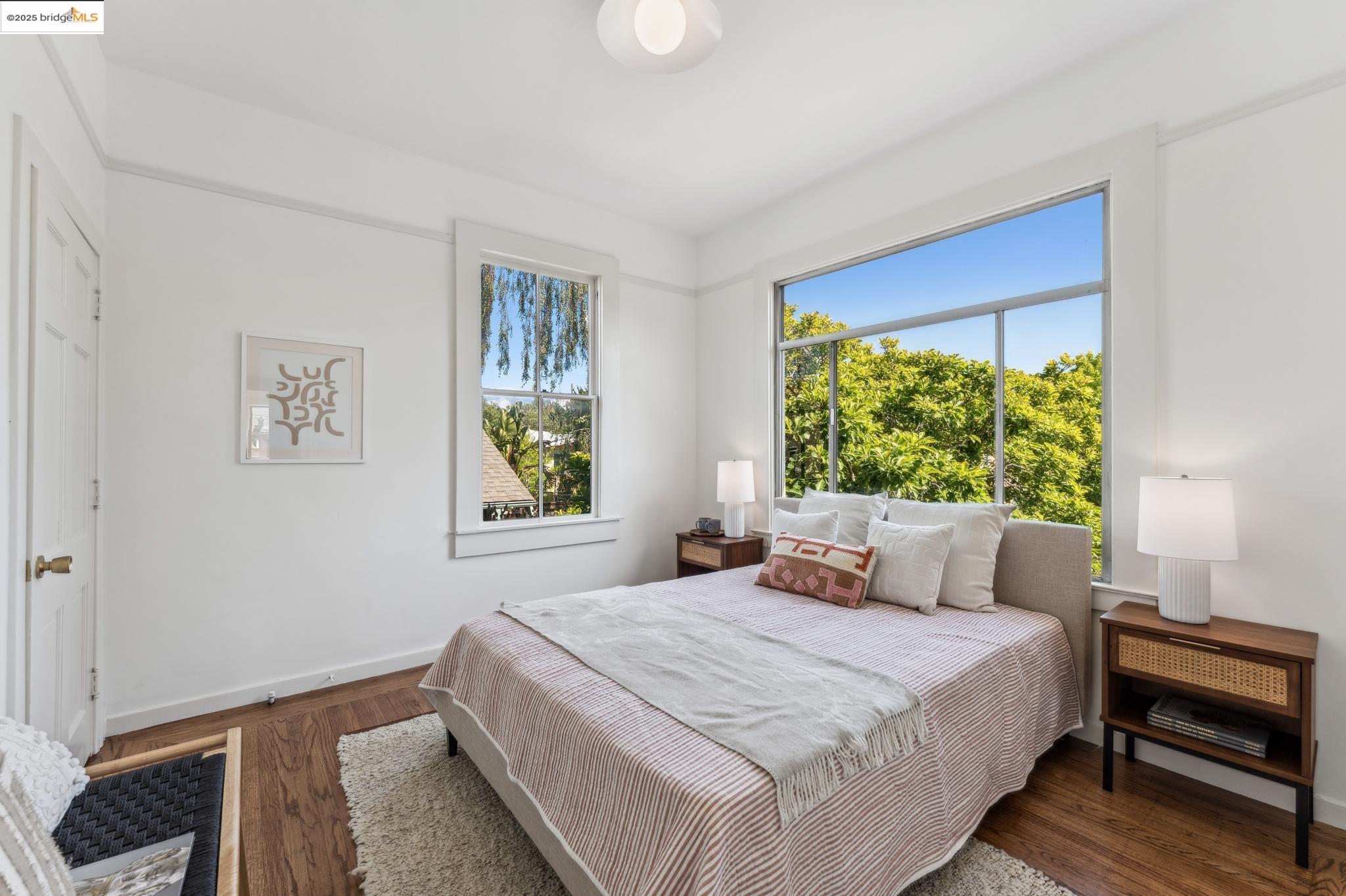 1734 Delaware Street