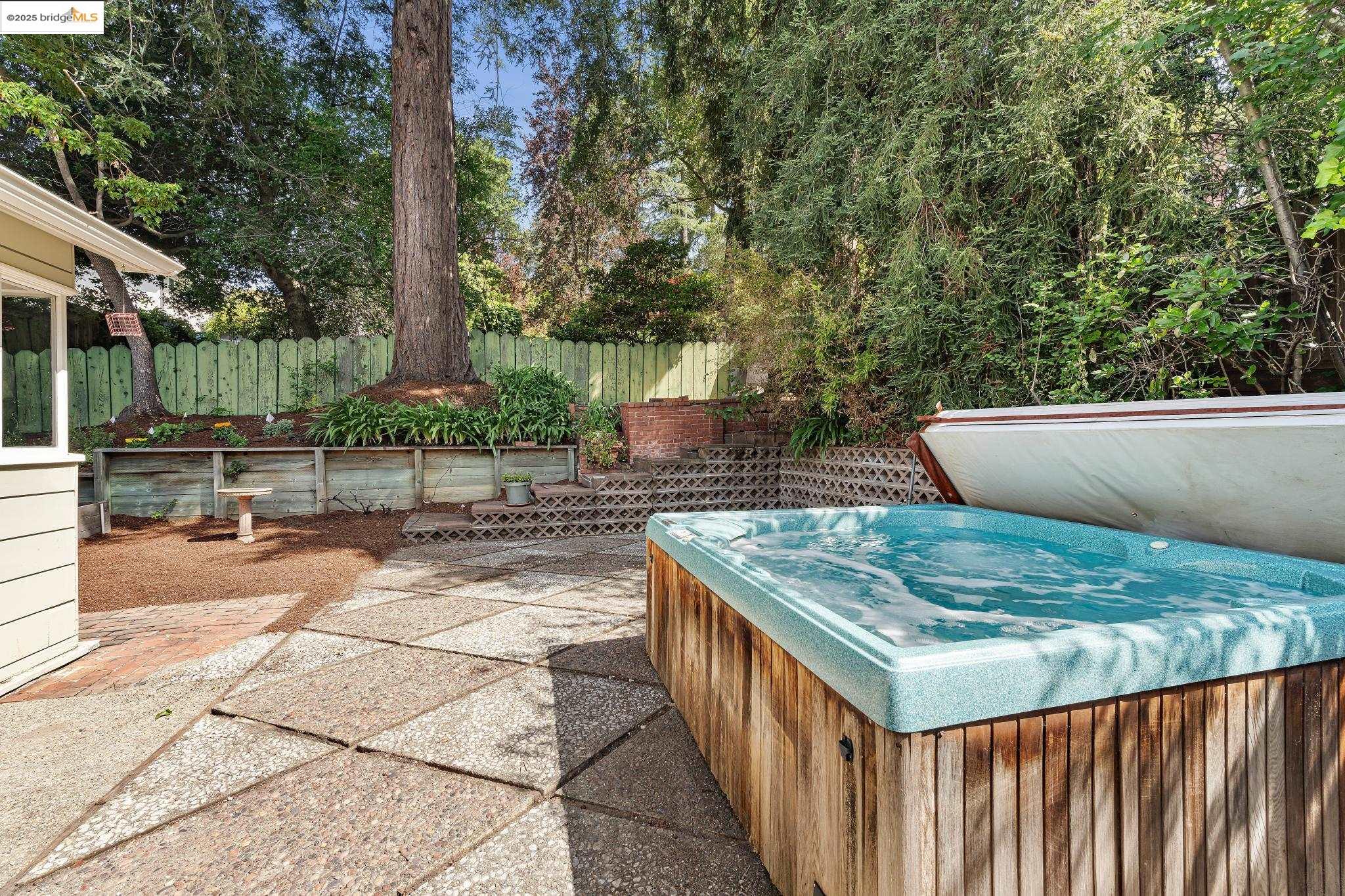 5625 Snake Road