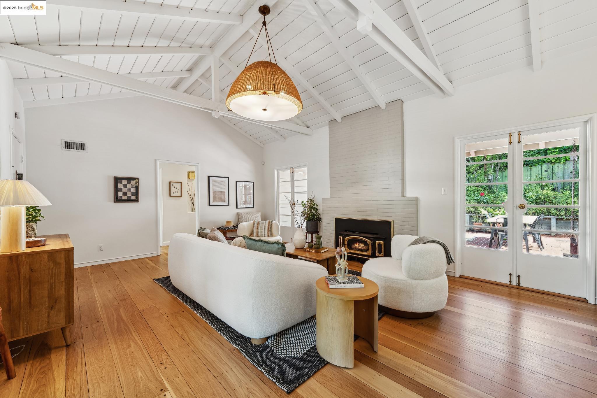 5625 Snake Road