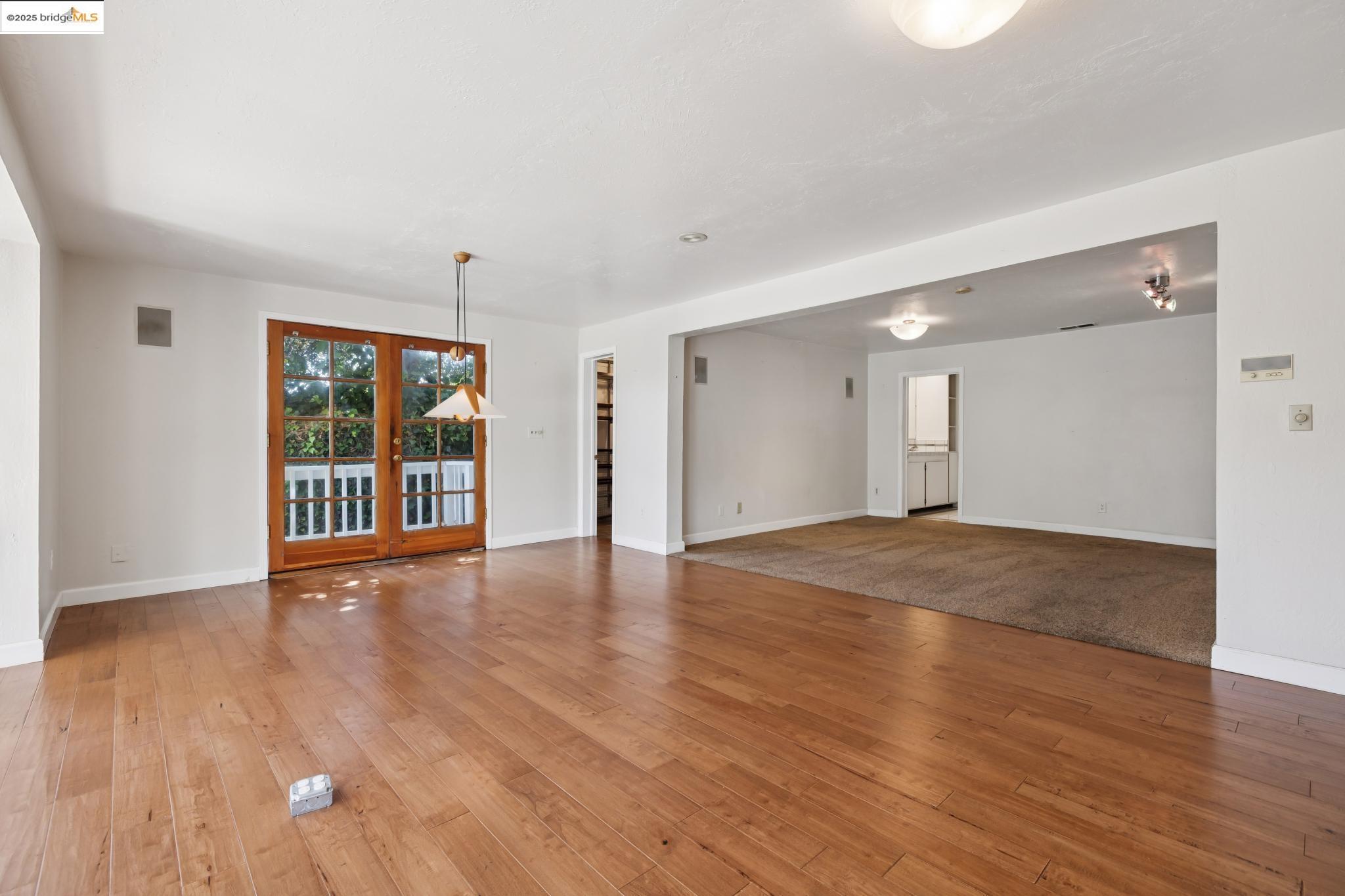 757 Santa Ray Avenue