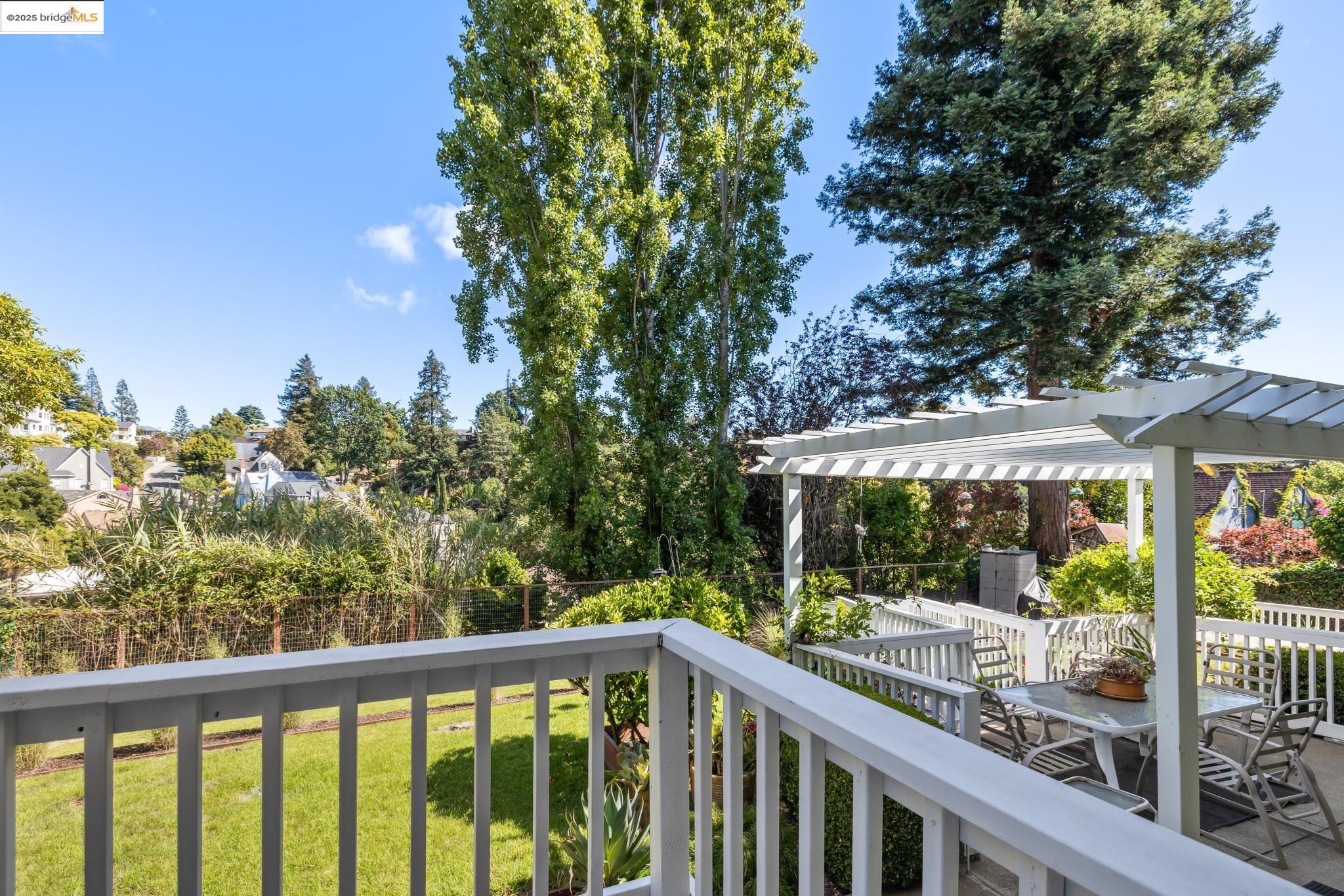 757 Santa Ray Avenue