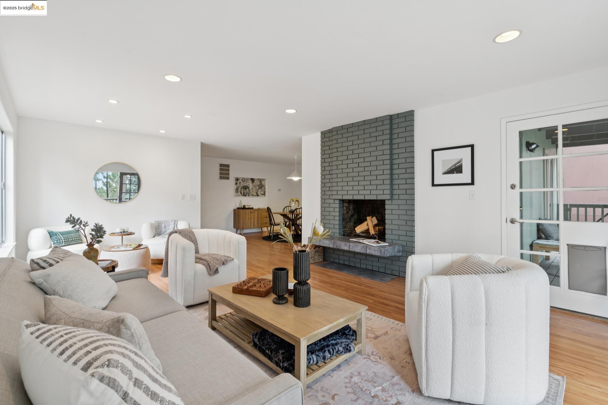 7047 Exeter Drive