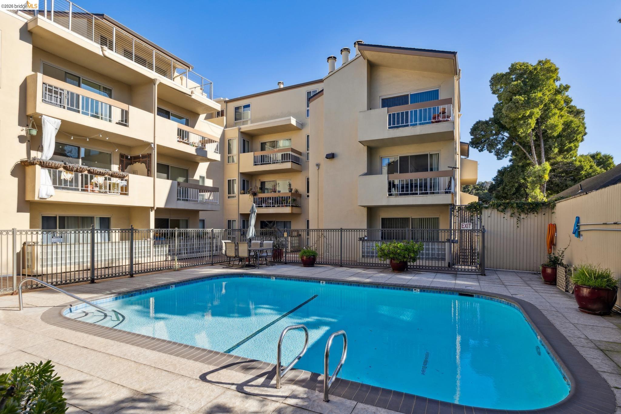 55 Fairmount Avenue #215