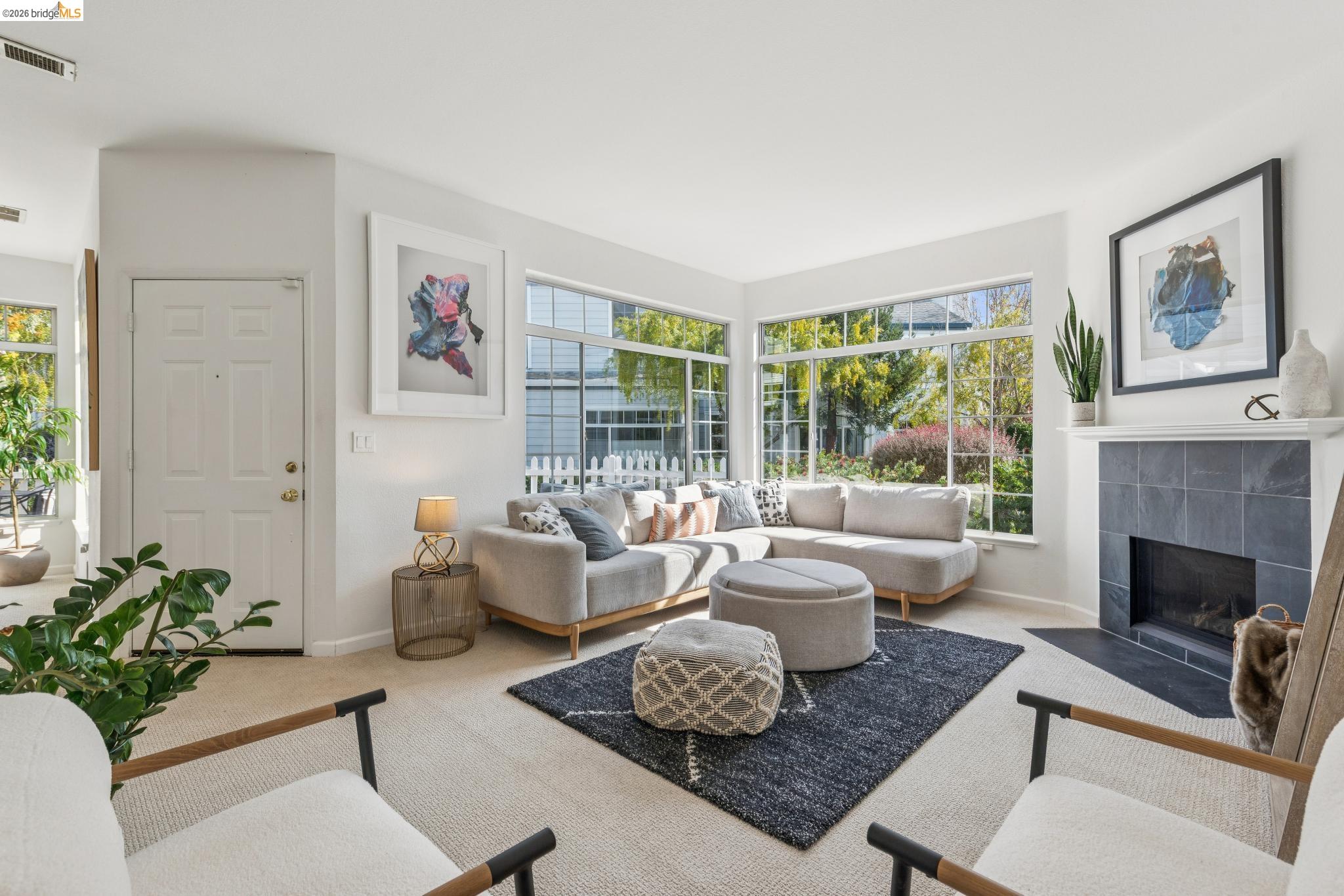319 Commodore Drive