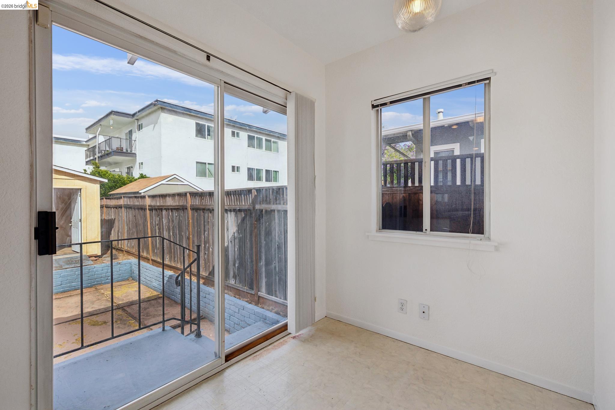 1147 Huff Ave