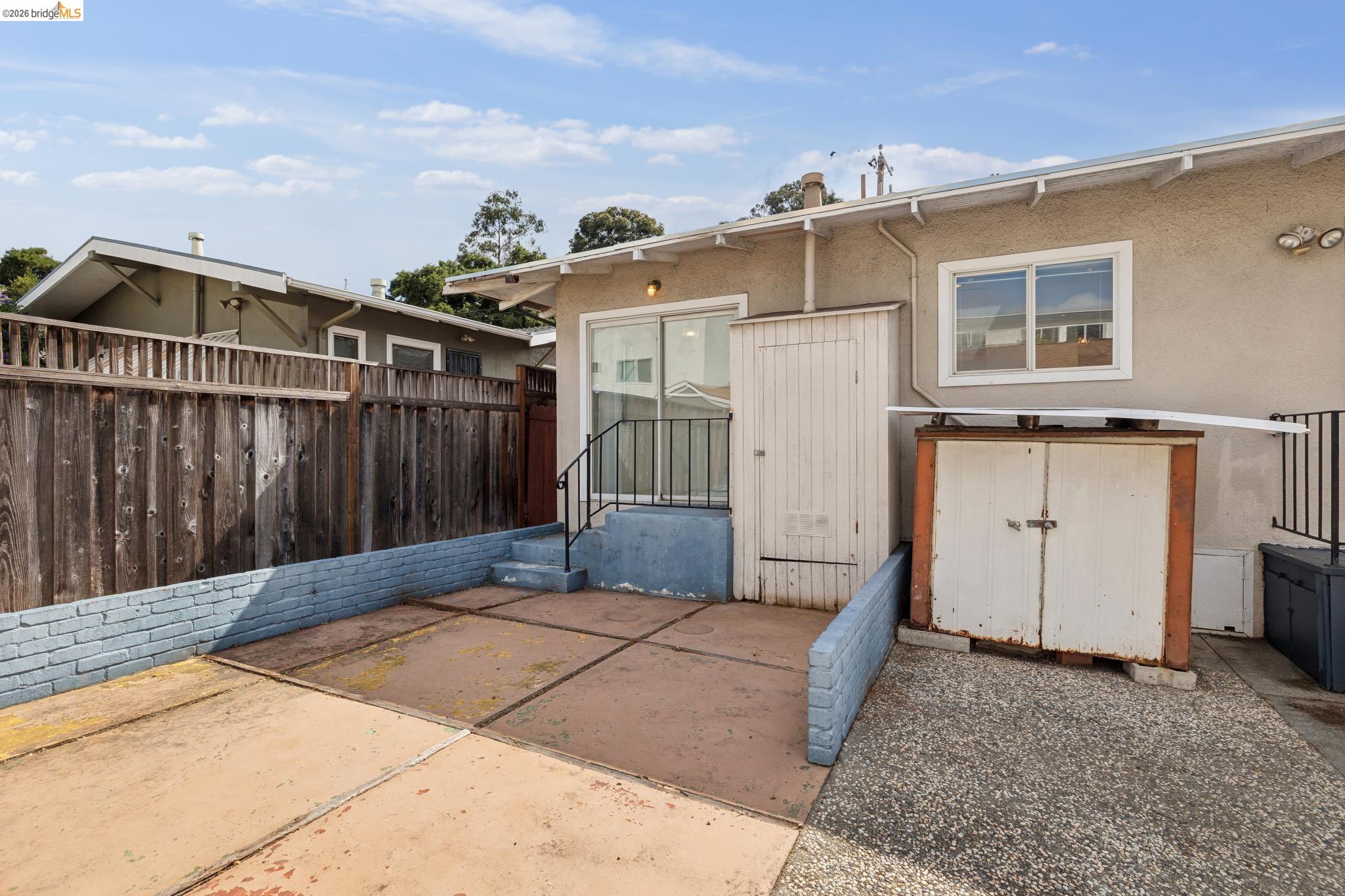 1147 Huff Ave
