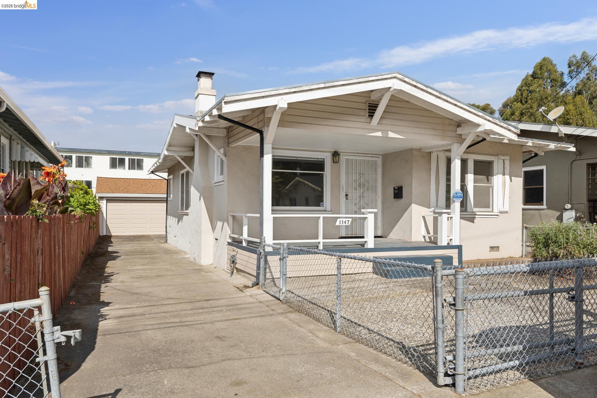 1147 Huff Ave