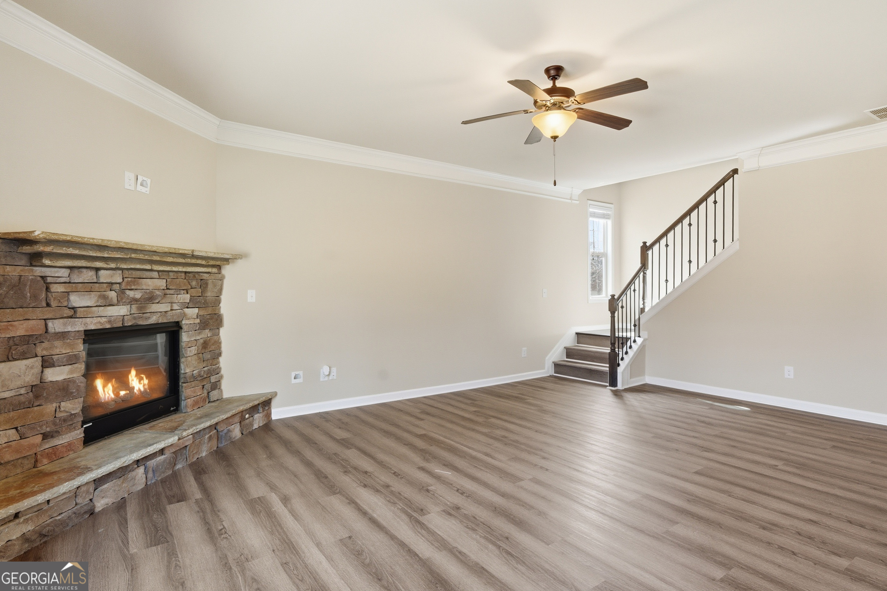 4450 Pleasant Woods Drive