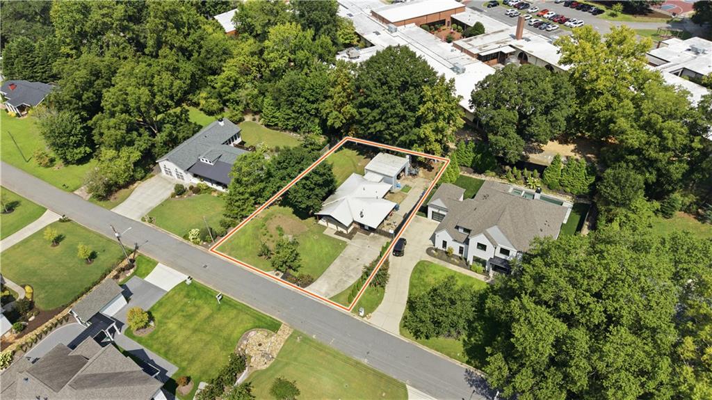 211 Brooke Drive