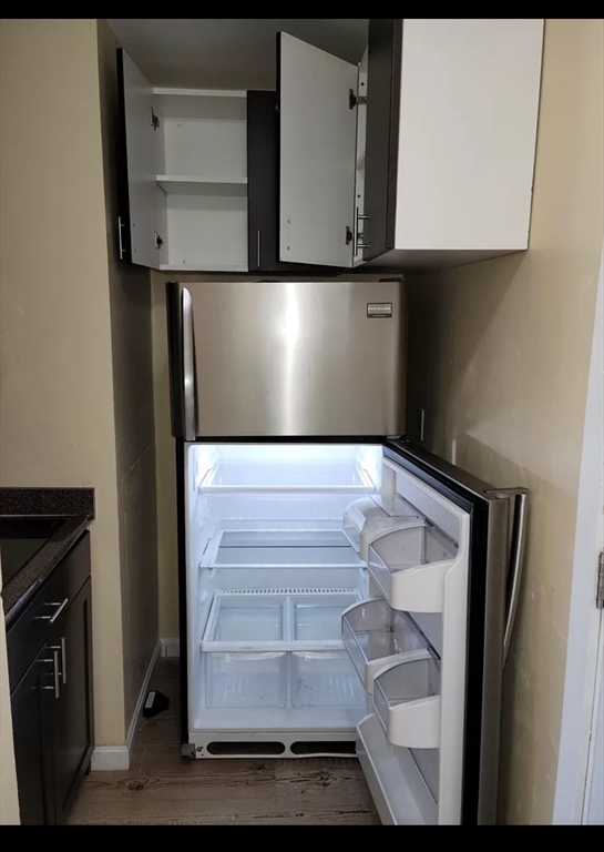 41 Leavitt Street # 3