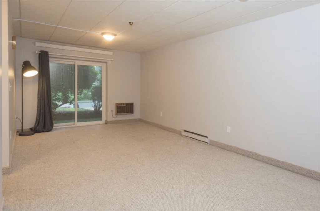 179 Presidents Ln # 1E