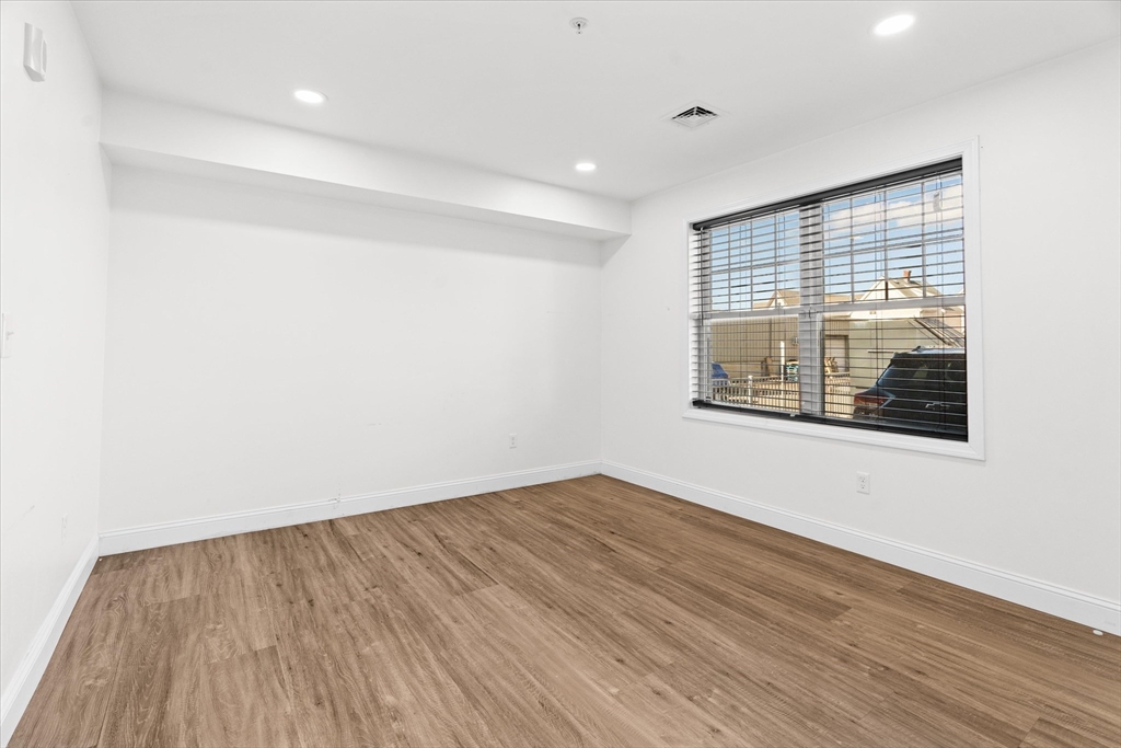 693 Western Ave # 104