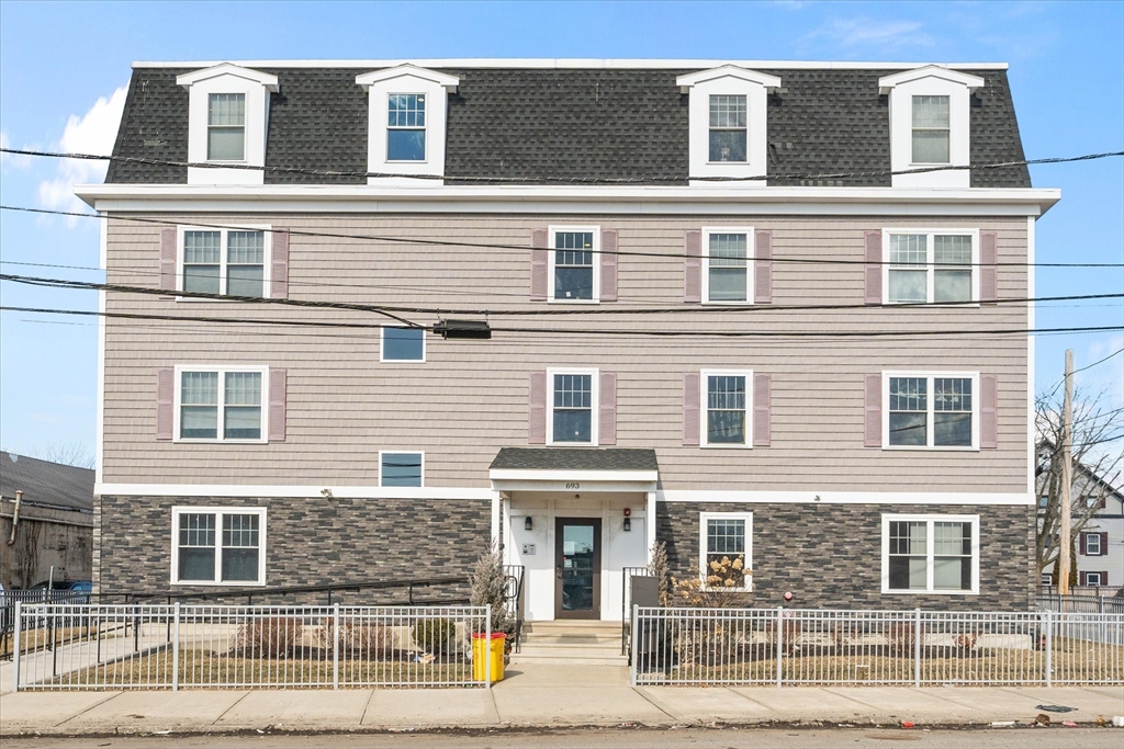 693 Western Ave # 104