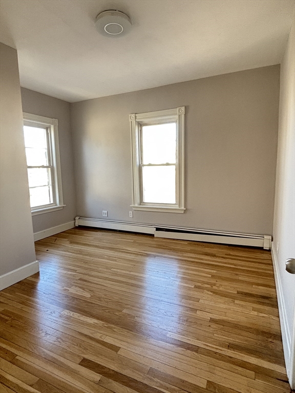 713 Metropolitan Ave # 2
