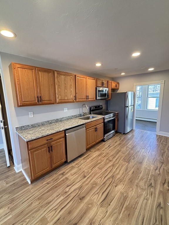 713 Metropolitan Ave # 2