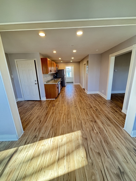 713 Metropolitan Ave # 2