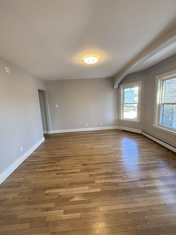 713 Metropolitan Ave # 2