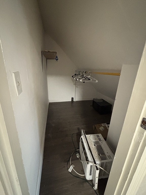 713 Metropolitan Ave # 3