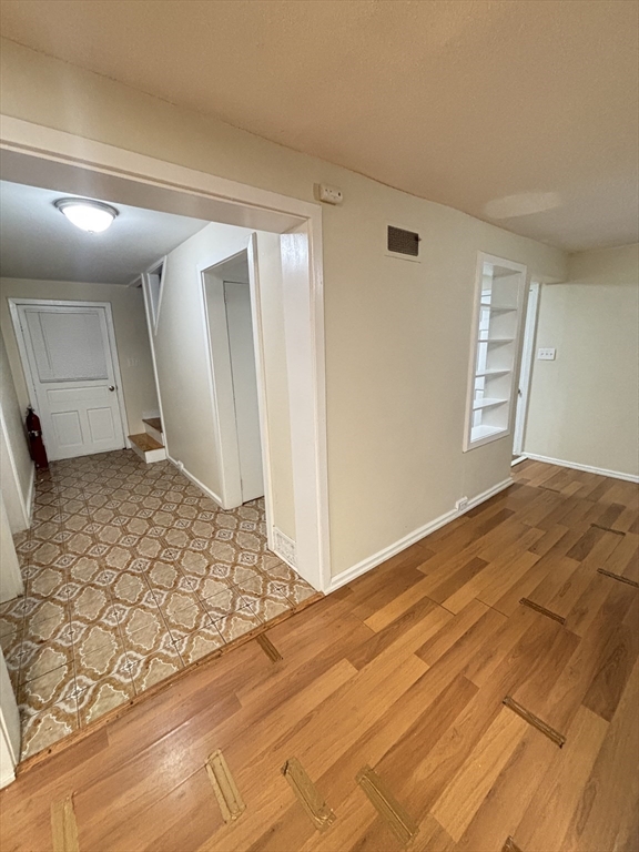 50 Oakdale Ave