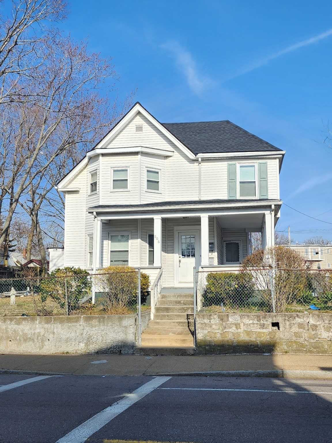 806 Warren Ave # 2
