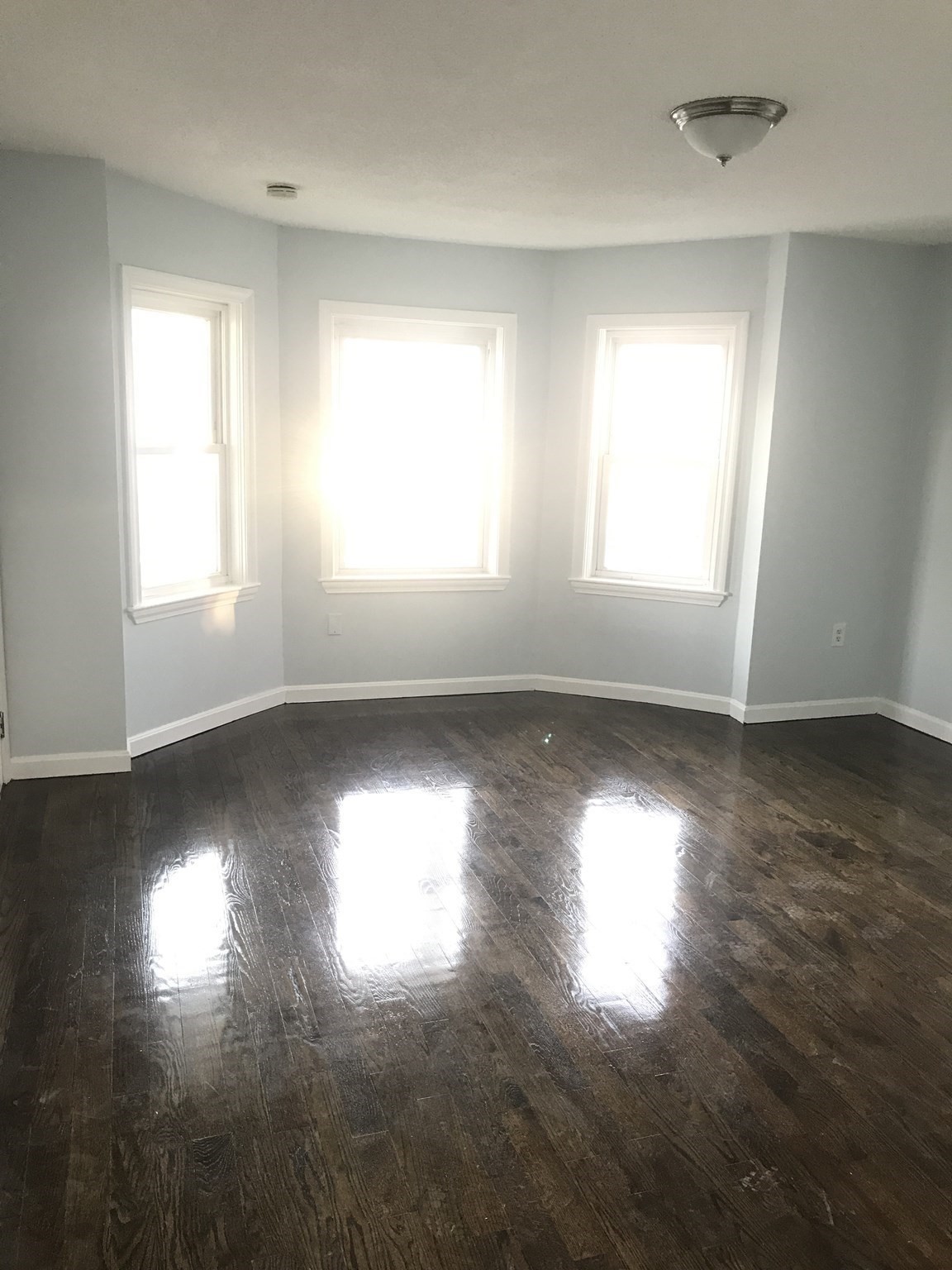 806 Warren Ave # 1